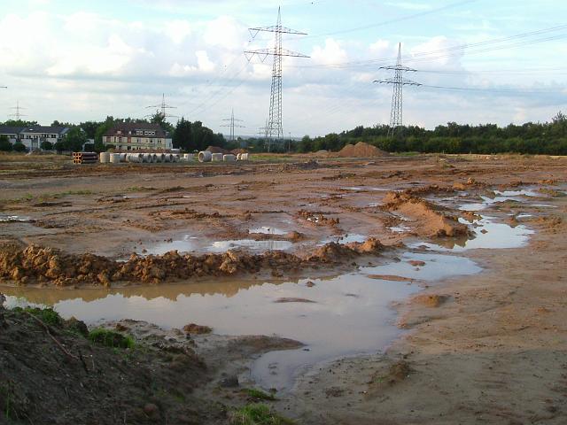 2005_0810_195433.JPG - Südl. des Bauträgerbereichs - Blickrichtung: Nord/Ost